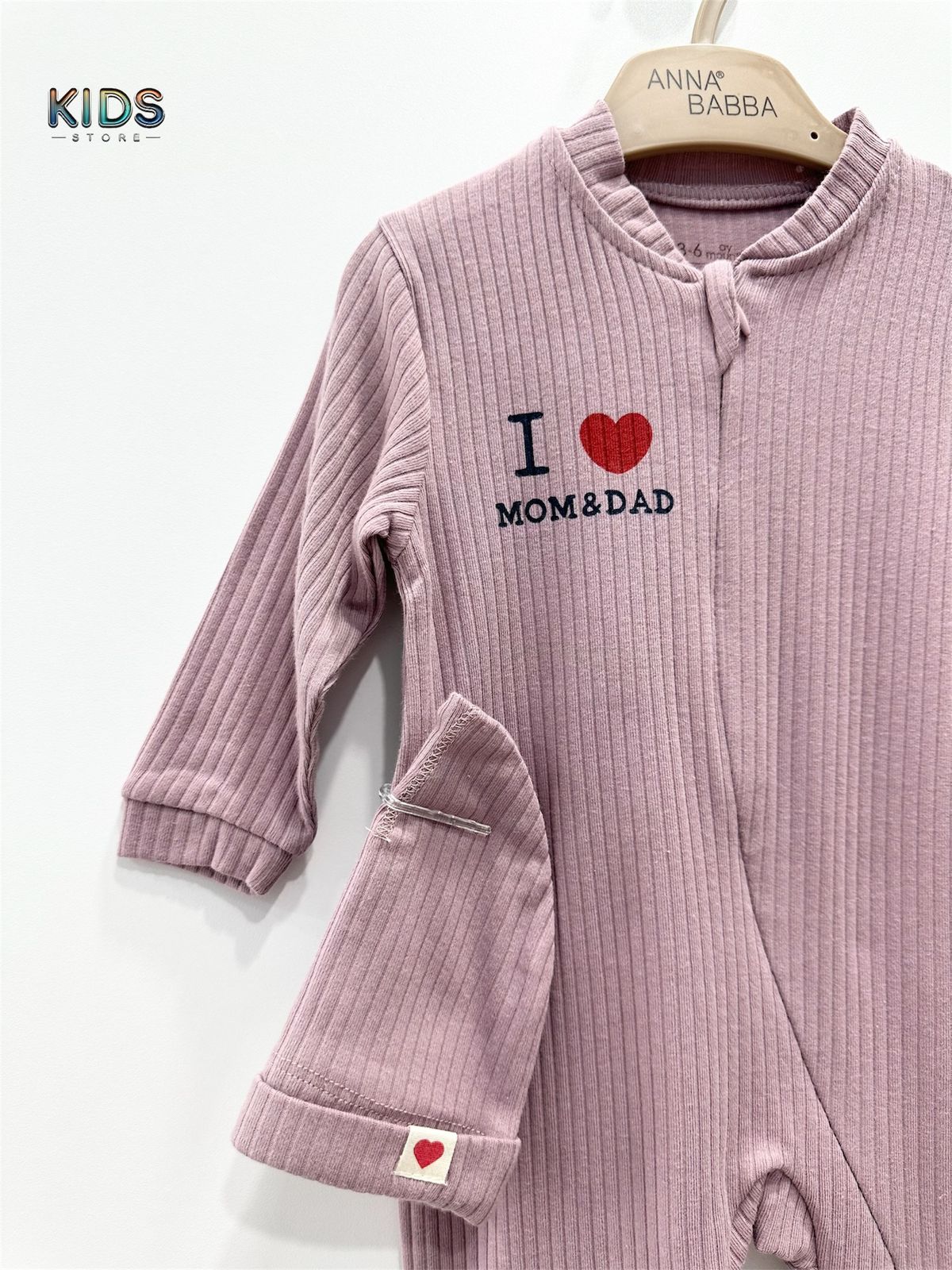 Heartthreads – “I Love Mom & Dad” Ribbed Cotton Romper Set