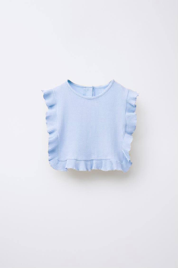 Stylish Two-Piece Ruffled Set!