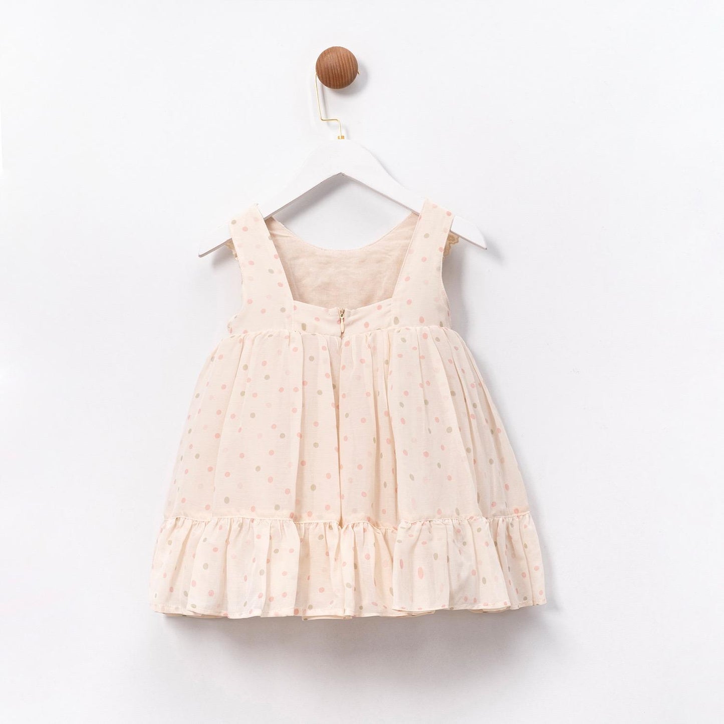 Elegant Lace Dress!